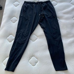 Fabletics Men’s Joggers